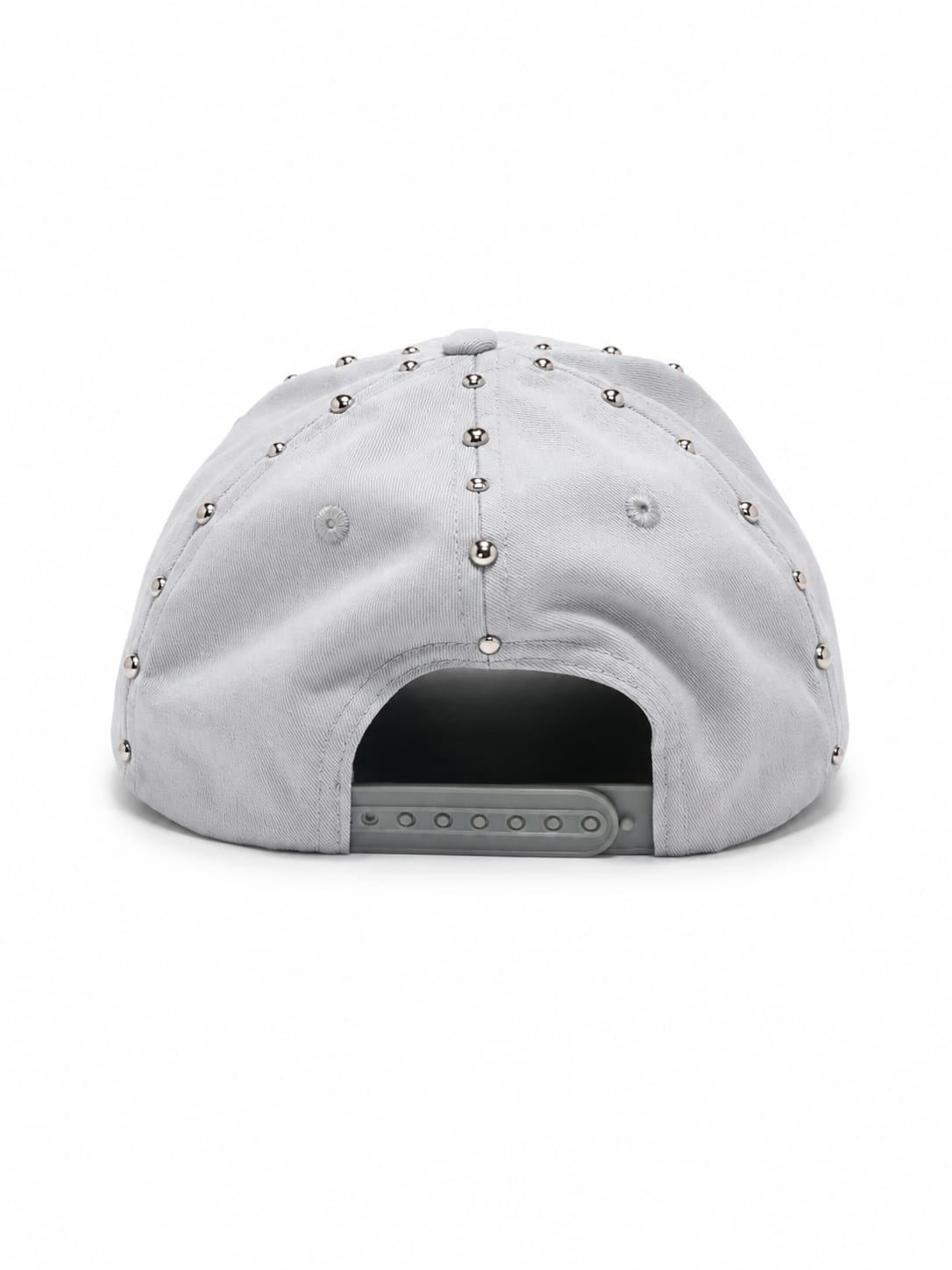 Light Grey / Silver Studs